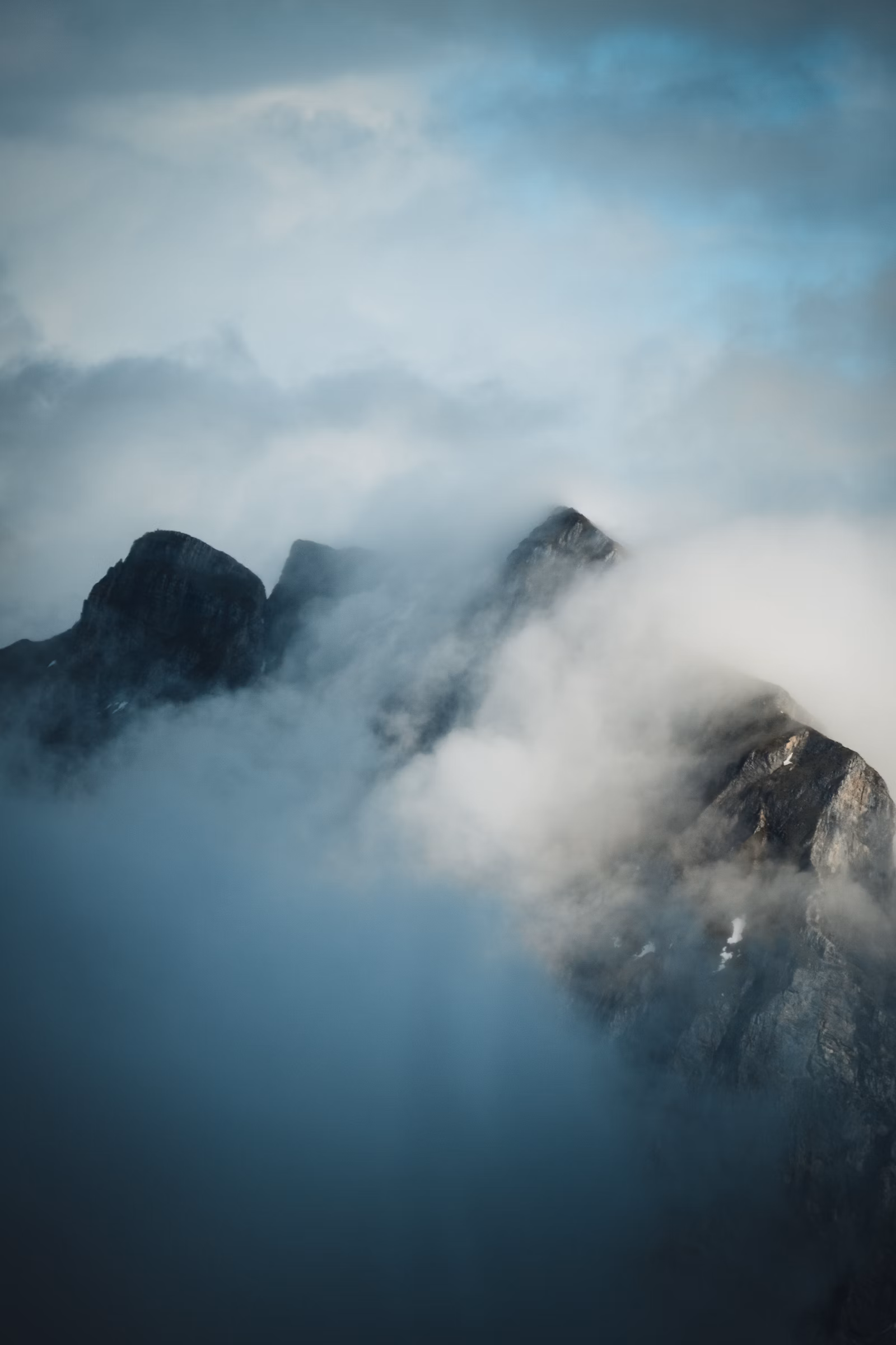https://unsplash.com/@thesaboo